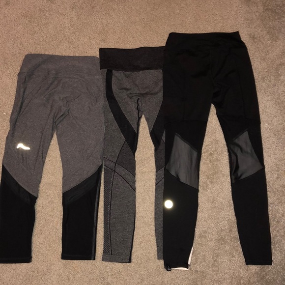 3 BUNDLE PAIRS OF LEGGINGS/FITNESS LEGGINGS - Picture 2 of 2